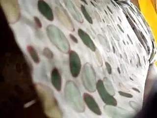 دختر طول می کشد, انگشت سک پیرزن