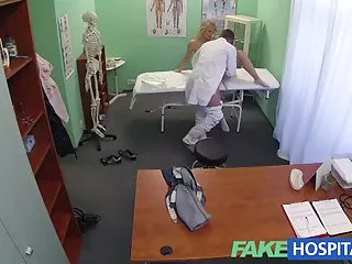 پدر سکس پیرزن خارجی بزرگ کاهش مصنوعی در سگ ماده
